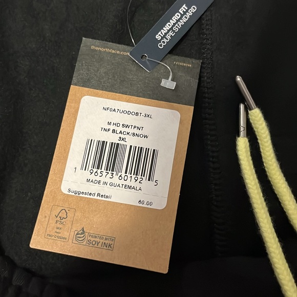 THE NORTH FACE Men's Half Dome Sweatpant, TNF Black/Snow - Picture 13 of 13